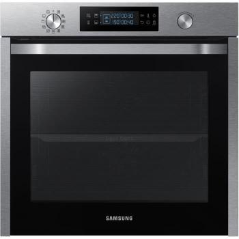 Four encastrable Samsung NV75K5571RS