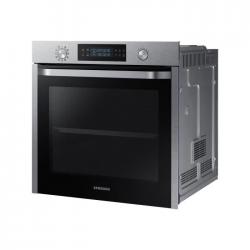 Four encastrable Samsung NV75M5572RS